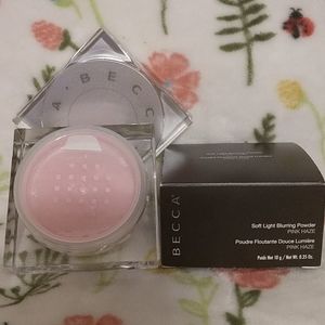 Becca Pink Haze Soft Light Blurring Powder